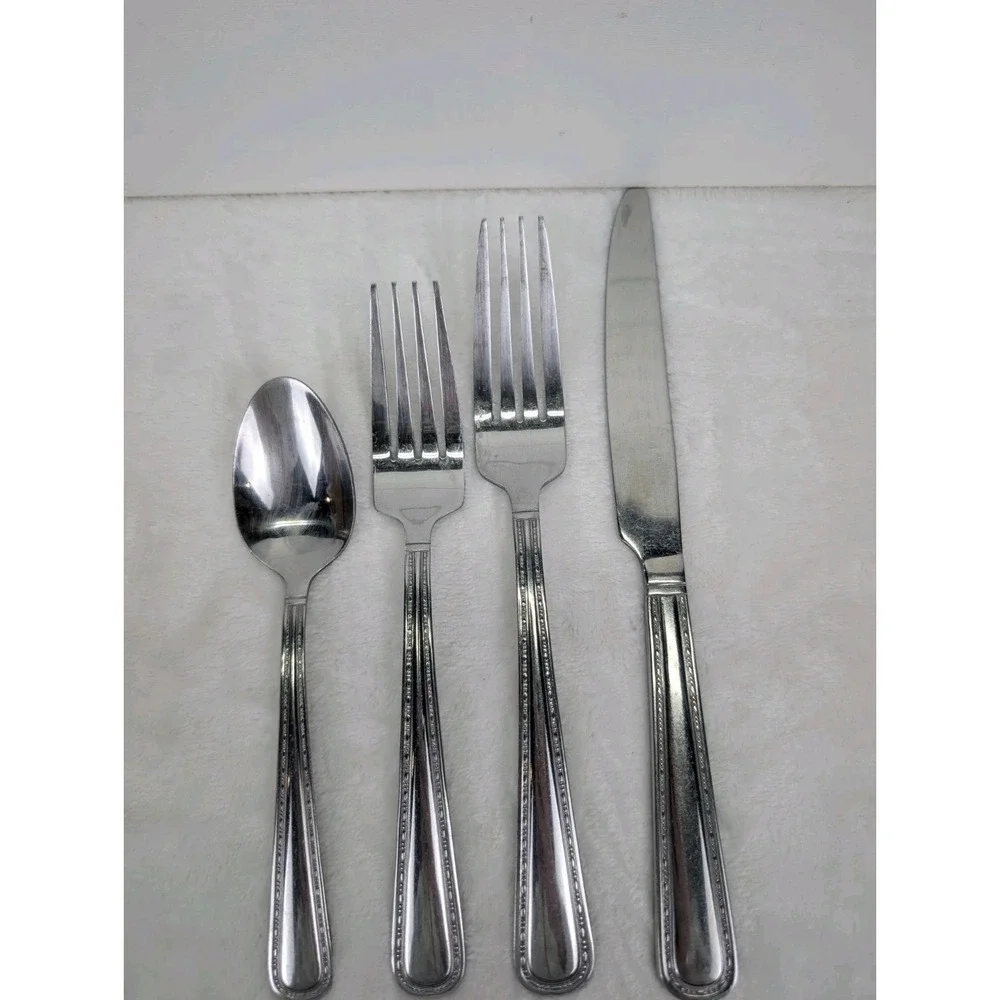 Pfaltzgraff 18/0 Flatware Lot Of Stainless Steel Forks Knives‎ Spoon Dotted